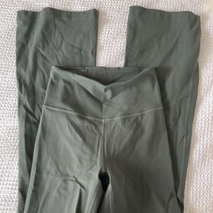 Green groove pants